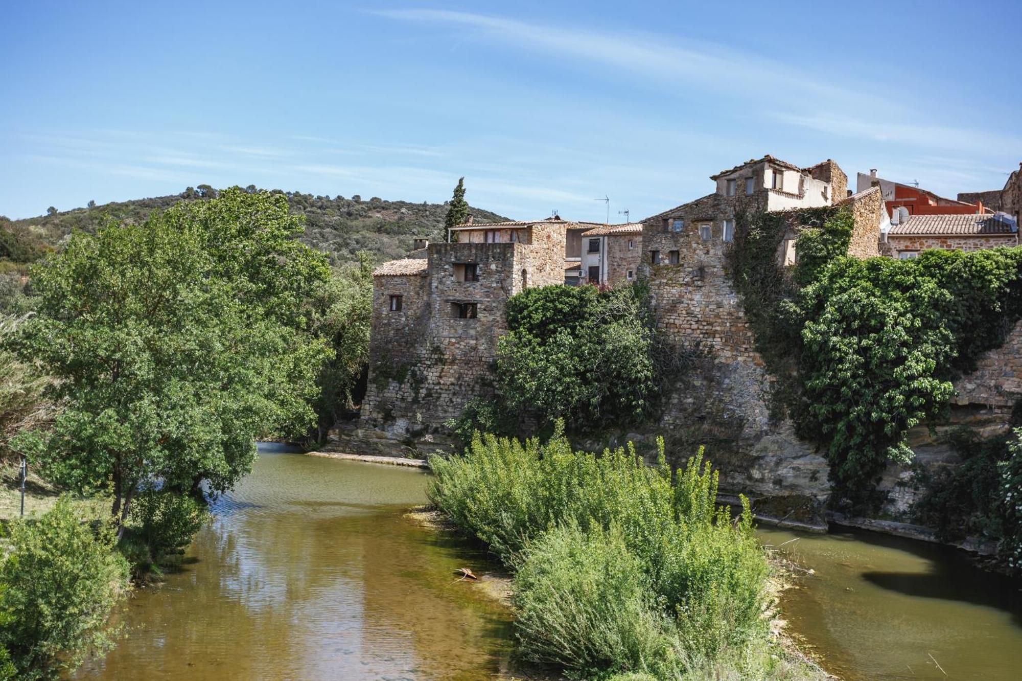 Cosy Apartment In Ancient Gabian With River And Vineyard Views Exterior foto